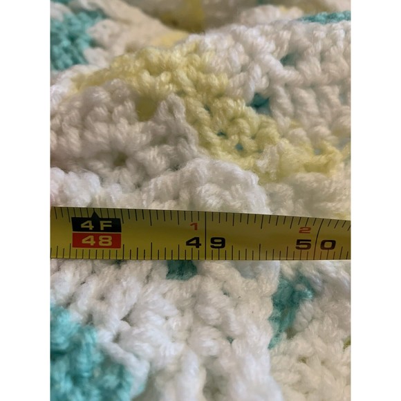 Crochet White Green Yellow Baby Blanket Soft Pastel Scallop Handmade 50" x 60" - Picture 9 of 10